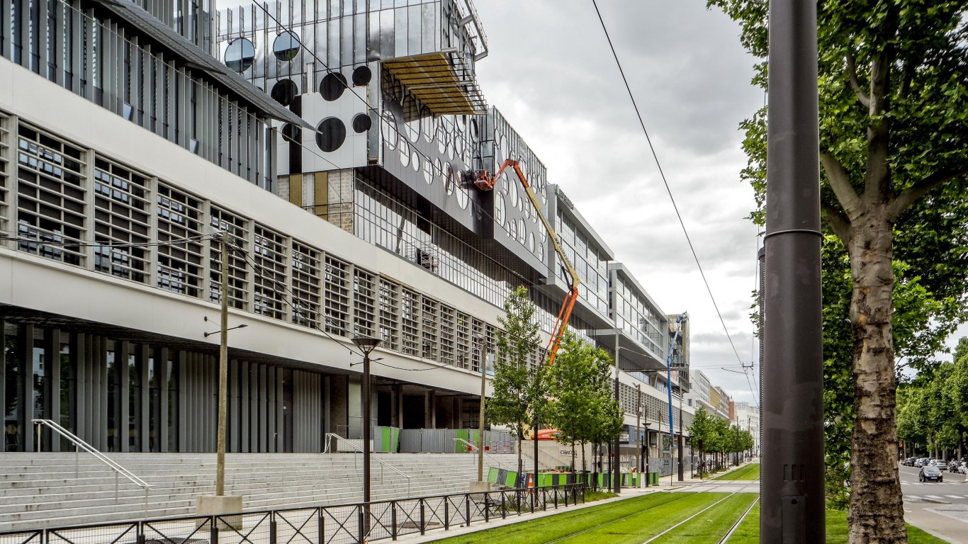 Le Cargo Bureaux et commerces à louer RIVP